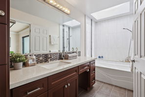 027_F8_608 Portofino Ln