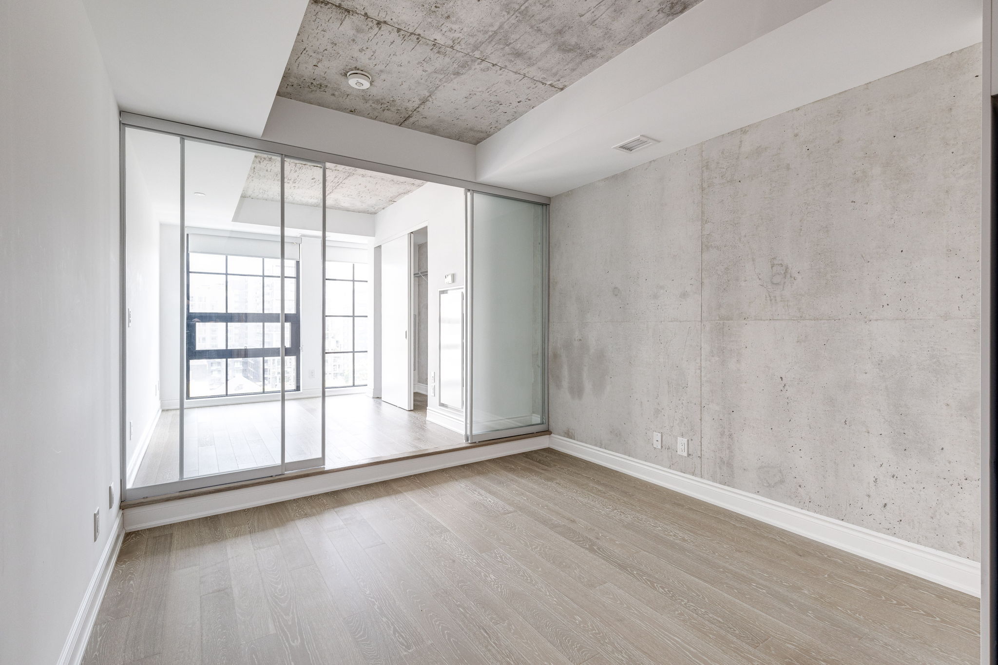 Toronto property showcase — delivered property photograph 11