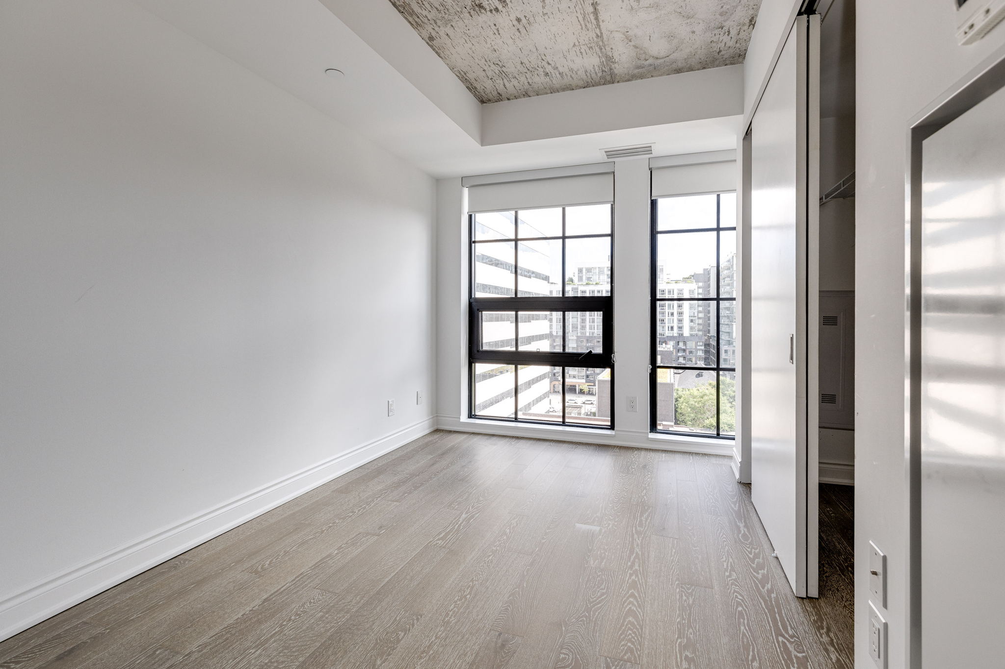 Toronto property showcase — delivered property photograph 14