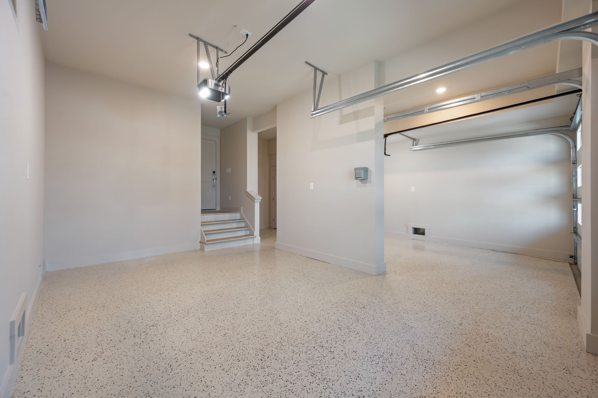  Photo 135