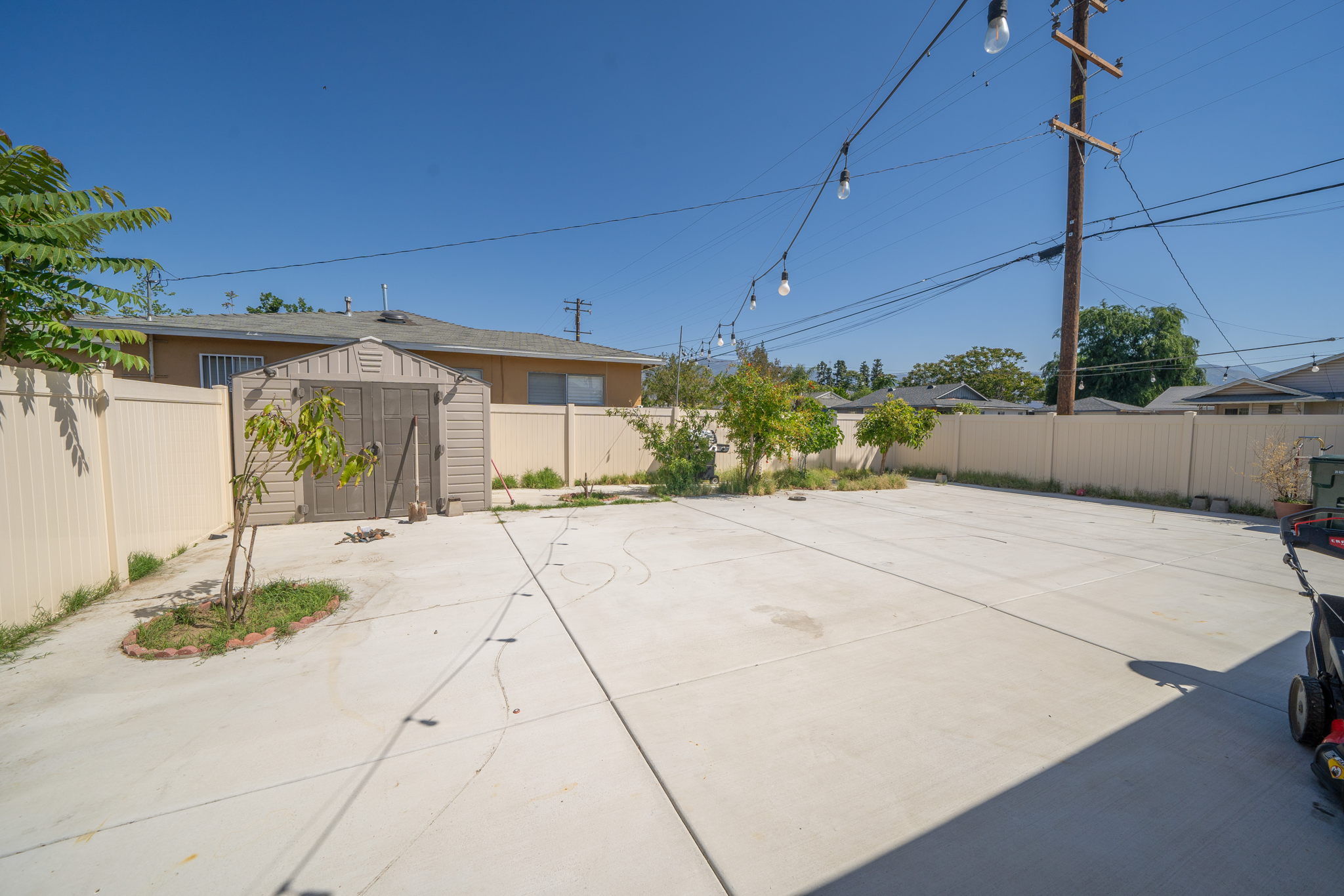 608 W 28th St, San Bernardino, CA 92405, USA Photo 24