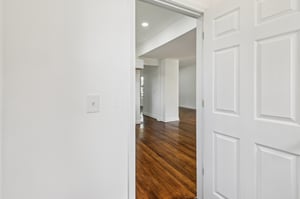 Whitley Ave-S0310-020.jpg