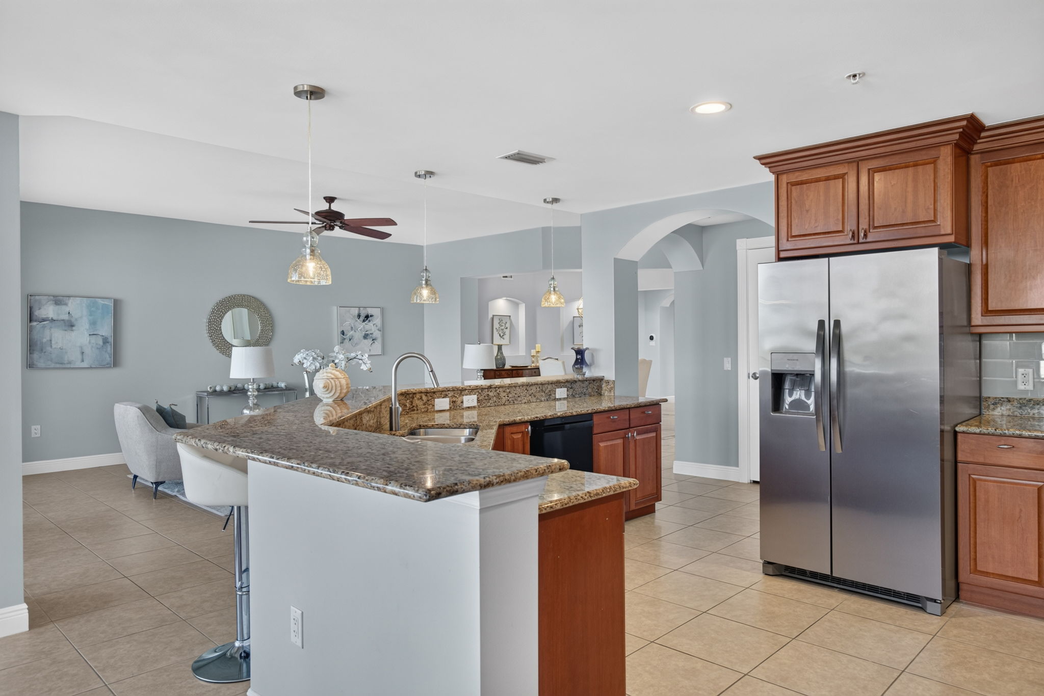Kitchen 4 of 4