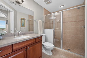 Guest Bathroom 3