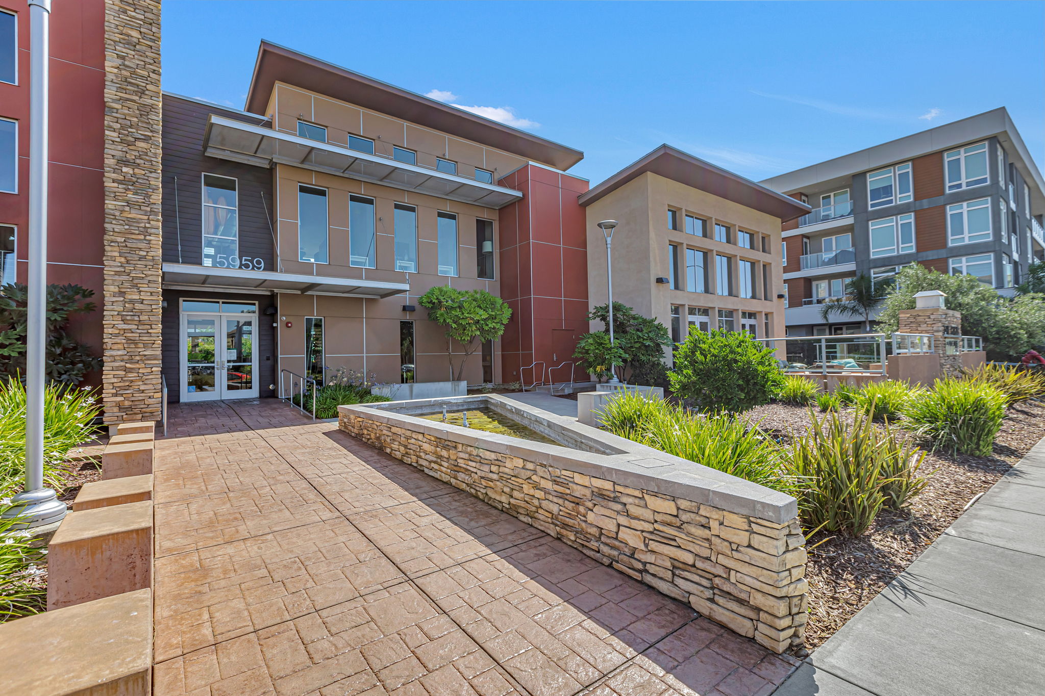 001_6083 Golden Vista Dr