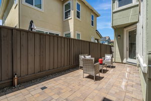 039_6083 Golden Vista Dr  San