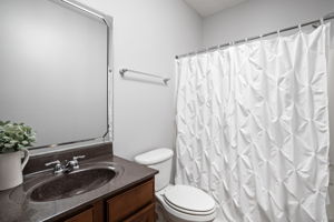  Photo 40