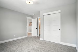  Photo 40