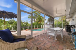 Photo 34