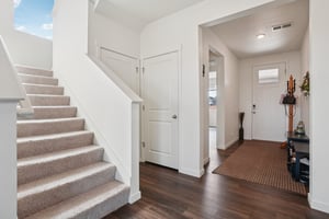 Holstein Dr-S0203-007.jpg
