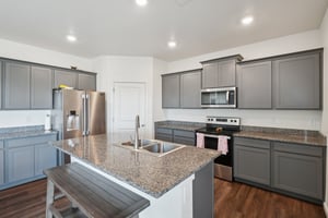 Holstein Dr-S0203-013.jpg