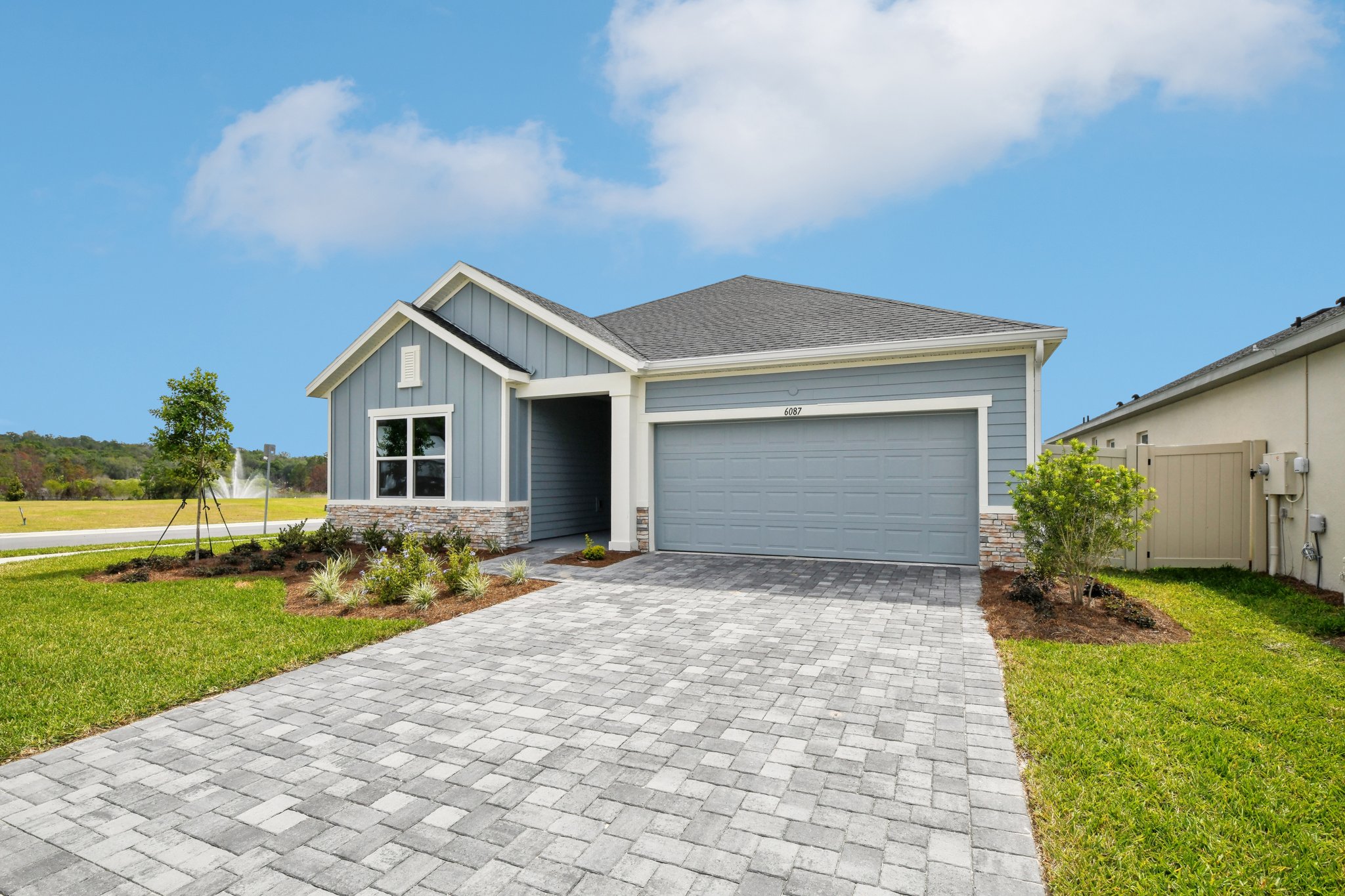 Sacred Oak Ave-2304-002.jpg