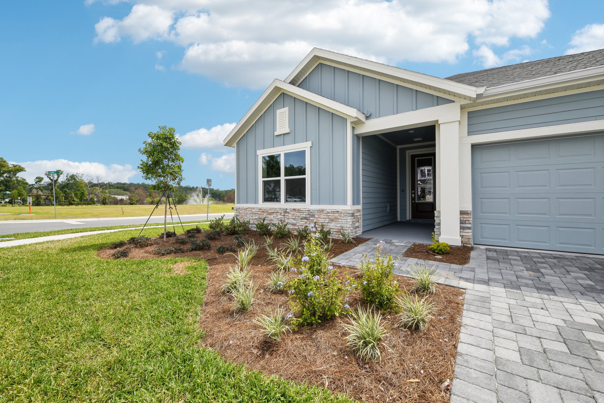 Sacred Oak Ave-2304-004.jpg