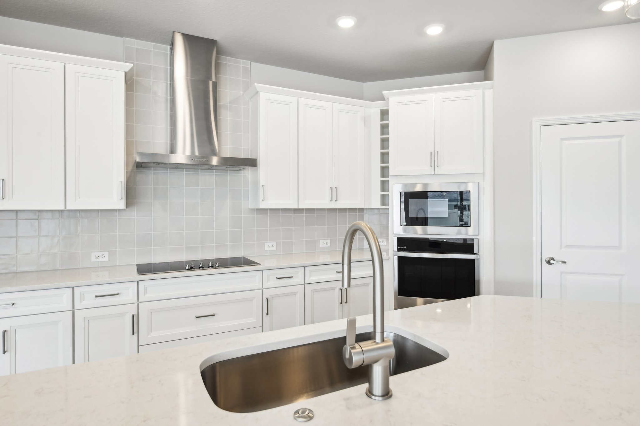 Sacred Oak Ave-2304-015.jpg