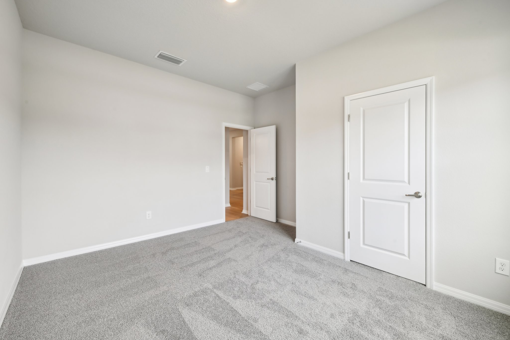 Sacred Oak Ave-2304-019.jpg