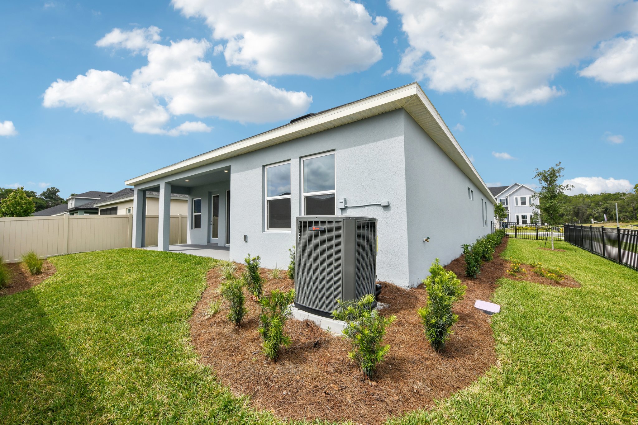 Sacred Oak Ave-2304-038.jpg