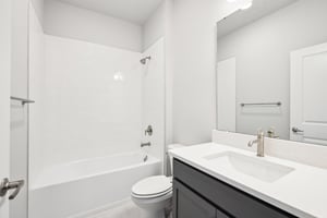 Sacred Oak Ave-2304-020.jpg