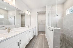 Sacred Oak Ave-2304-033.jpg