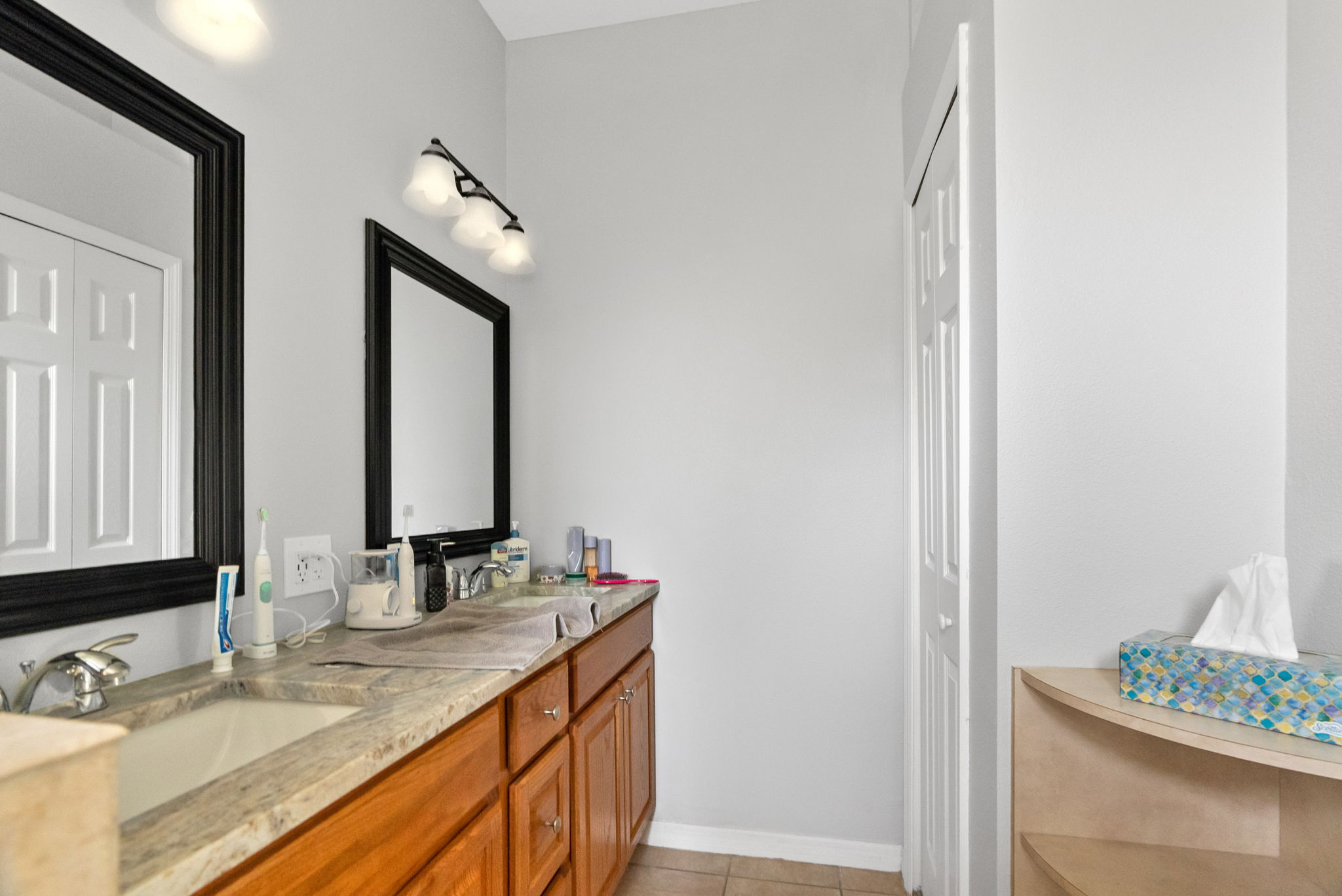 6088 Kinlock Ave, Spring Hill, FL 34608, USA Photo 17