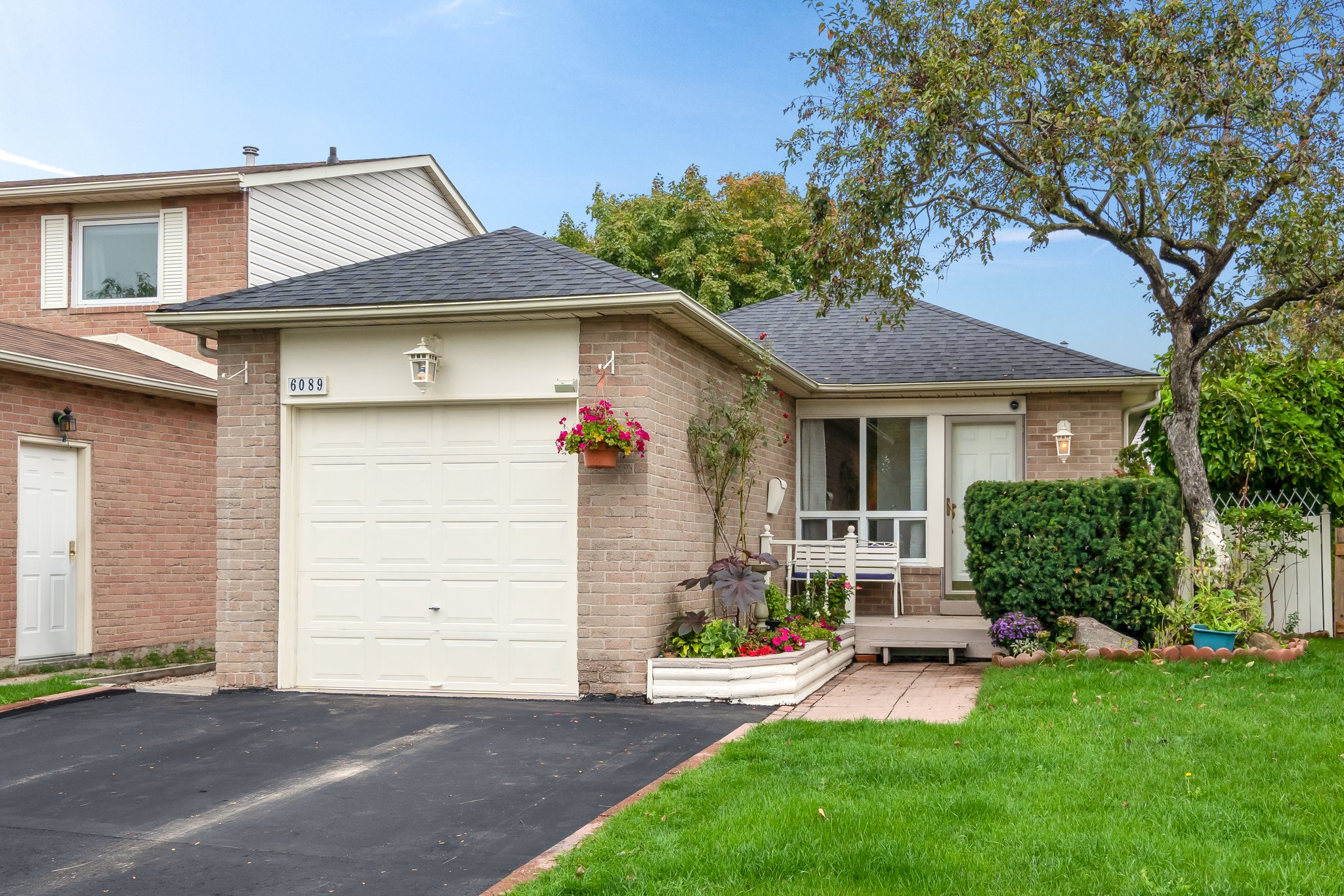 6089 Fullerton Crescent, Mississauga, ON L5N 3A3 JT Home Tours