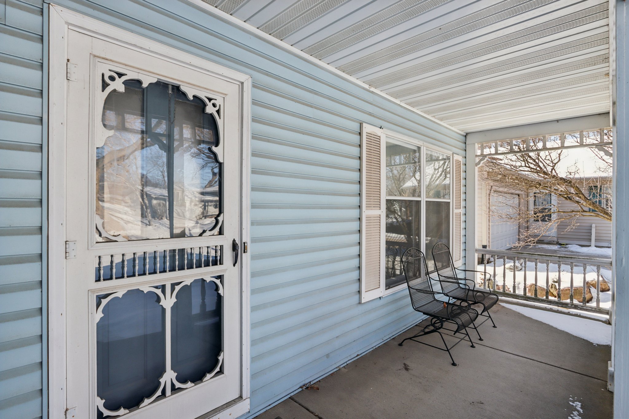 7 Nations Dr-S2901-006.jpg