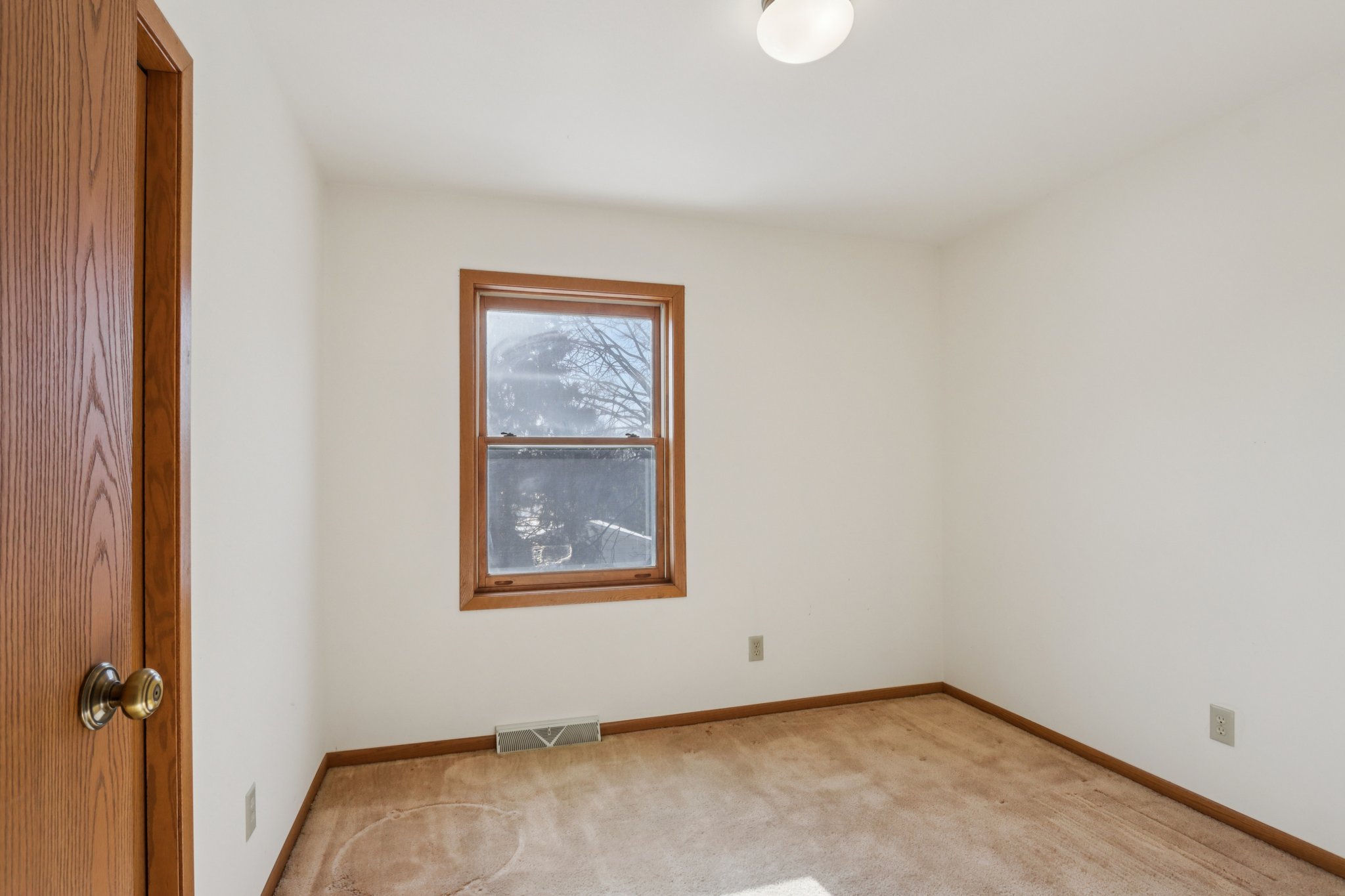 7 Nations Dr-S2901-030.jpg