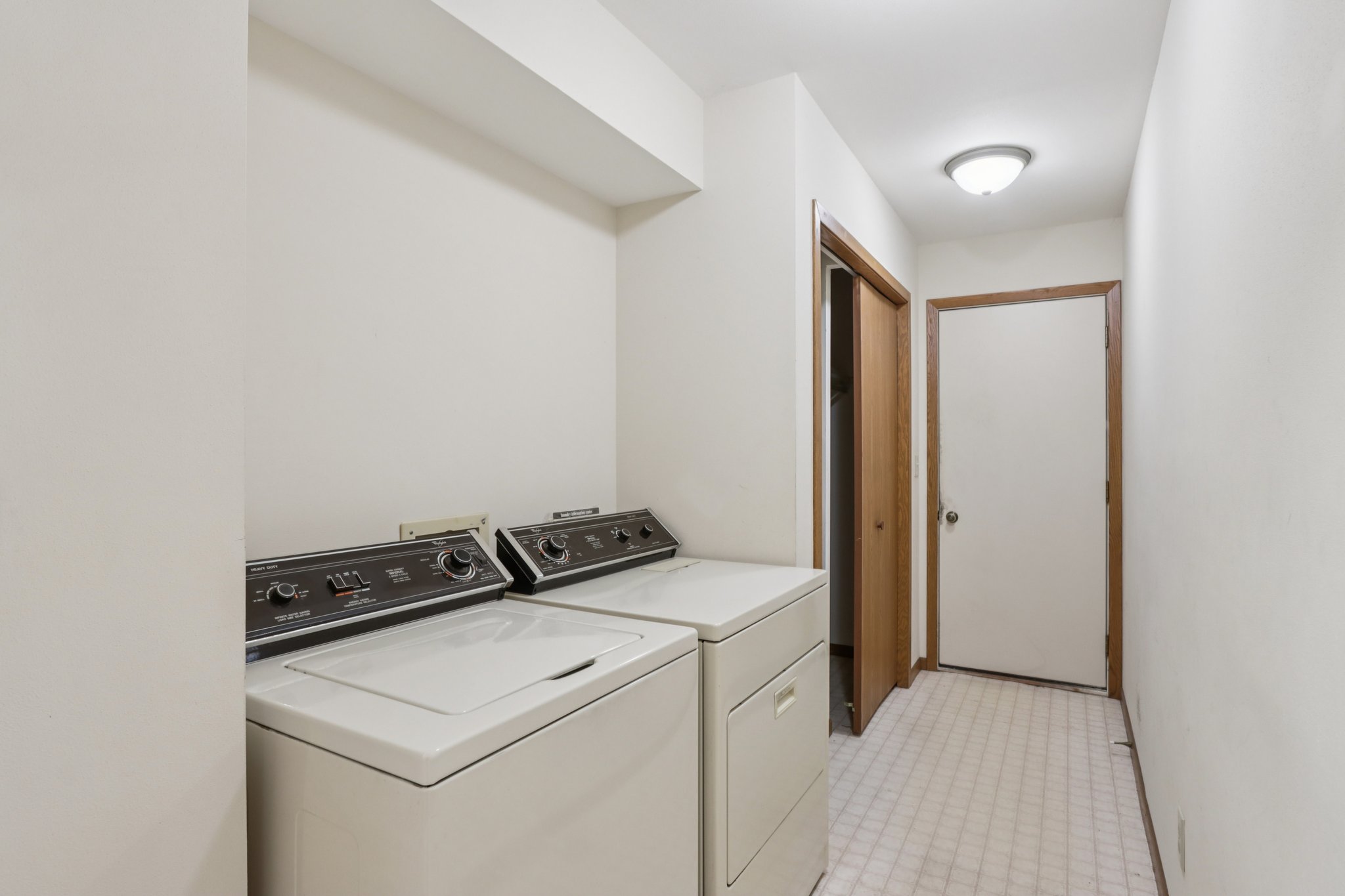 7 Nations Dr-S2901-039.jpg