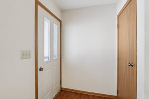 7 Nations Dr-S2901-008.jpg