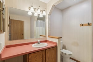 7 Nations Dr-S2901-038.jpg