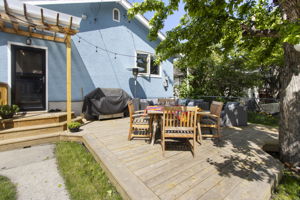  Photo 44