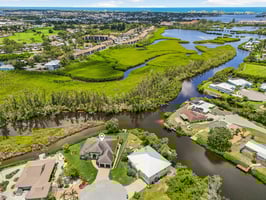 Colonial Bay Dr-1806-008.jpg
