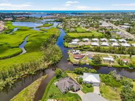 Colonial Bay Dr-1806-009.jpg
