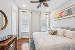 Colonial Bay Dr-1806-034.jpg