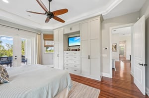 Colonial Bay Dr-1806-038.jpg