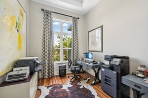 Colonial Bay Dr-1806-043.jpg