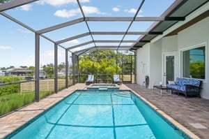 Colonial Bay Dr-1806-053.jpg