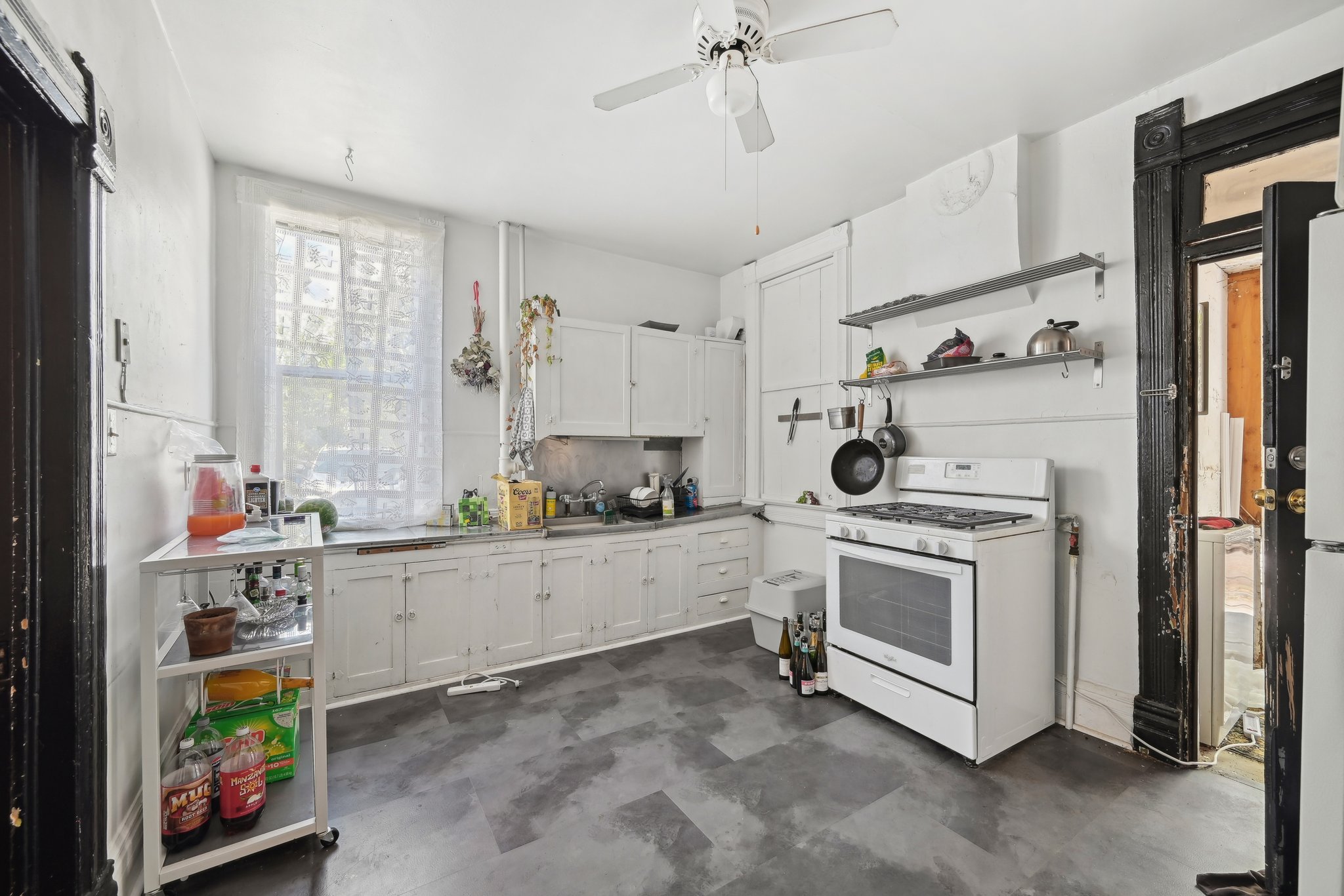 129929 - 609 E 6th Ave, Salt Lake City, UT 84103-0405-003.jpg