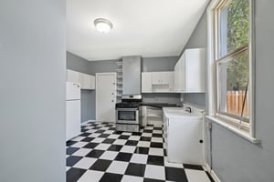 129929 - 609 E 6th Ave, Salt Lake City, UT 84103-0405-009.jpg