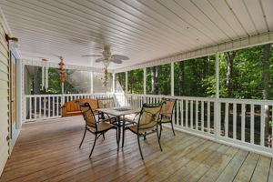 Screened-in Porch