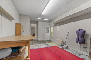  Photo 31