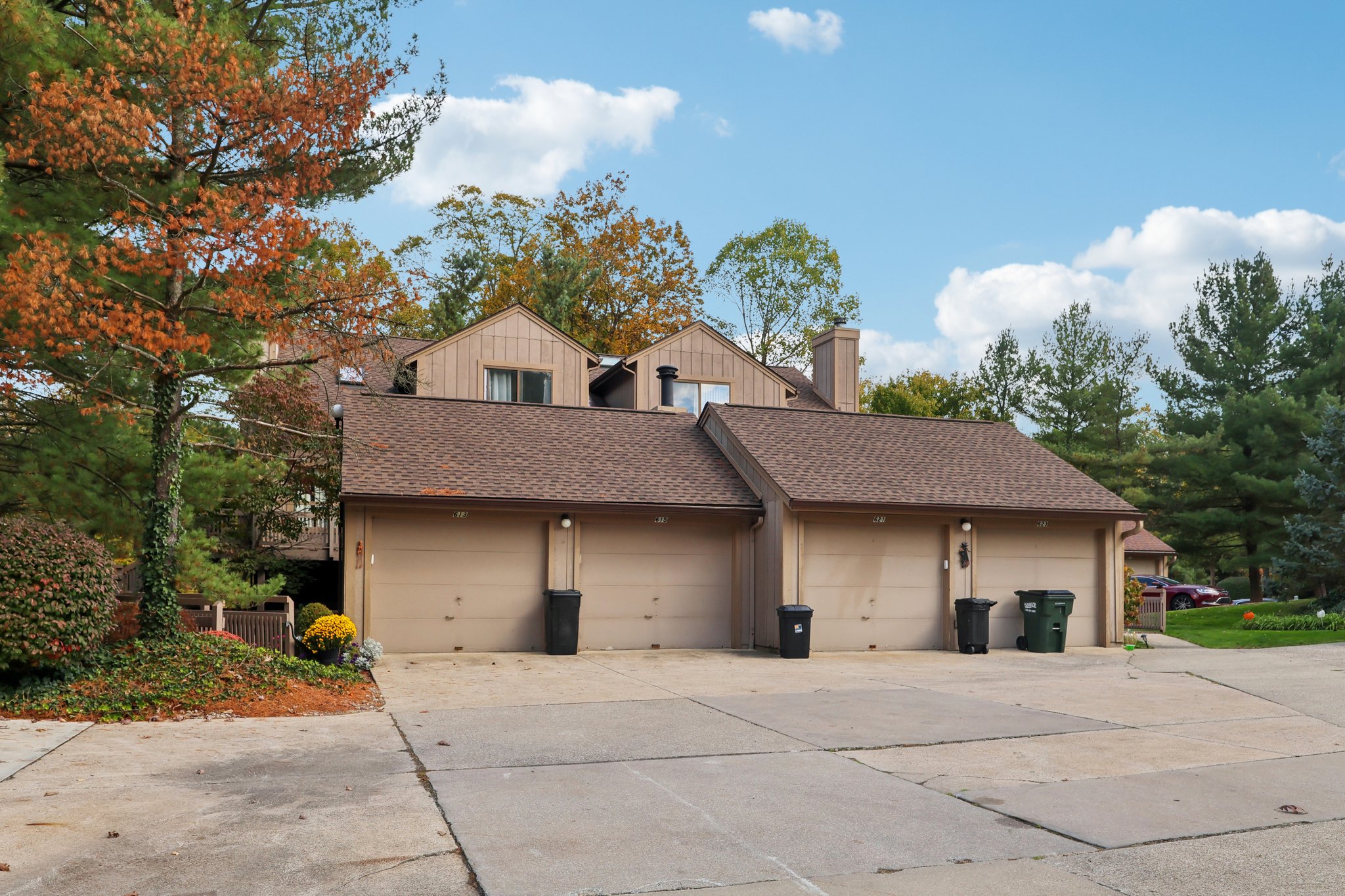 Meredith Ln-S1610-003.jpg