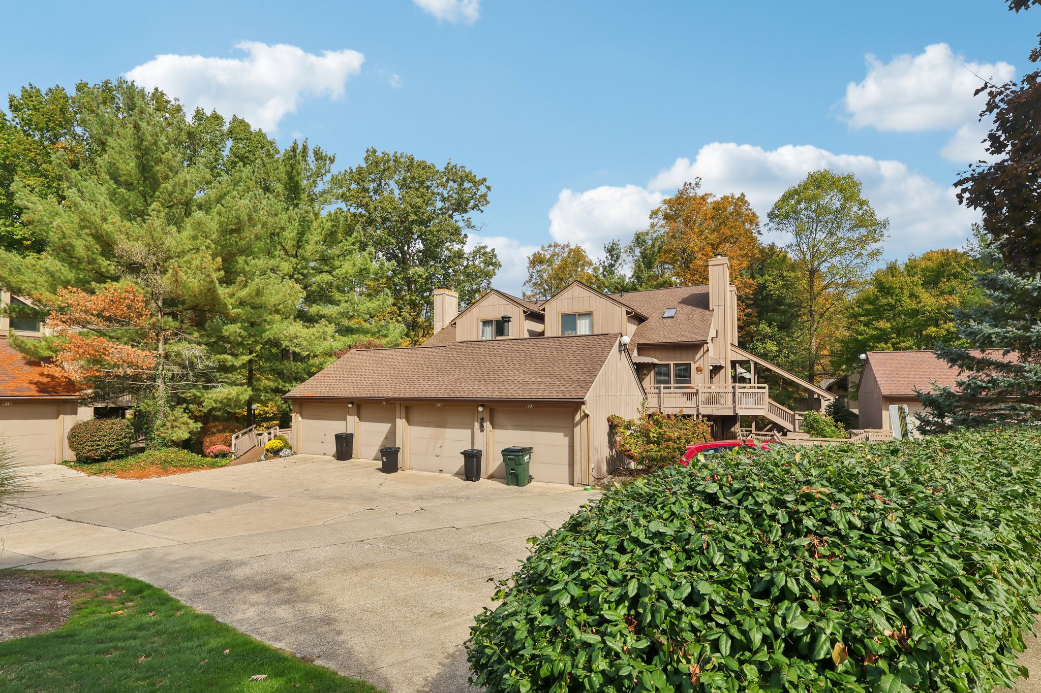 Meredith Ln-S1610-004.jpg