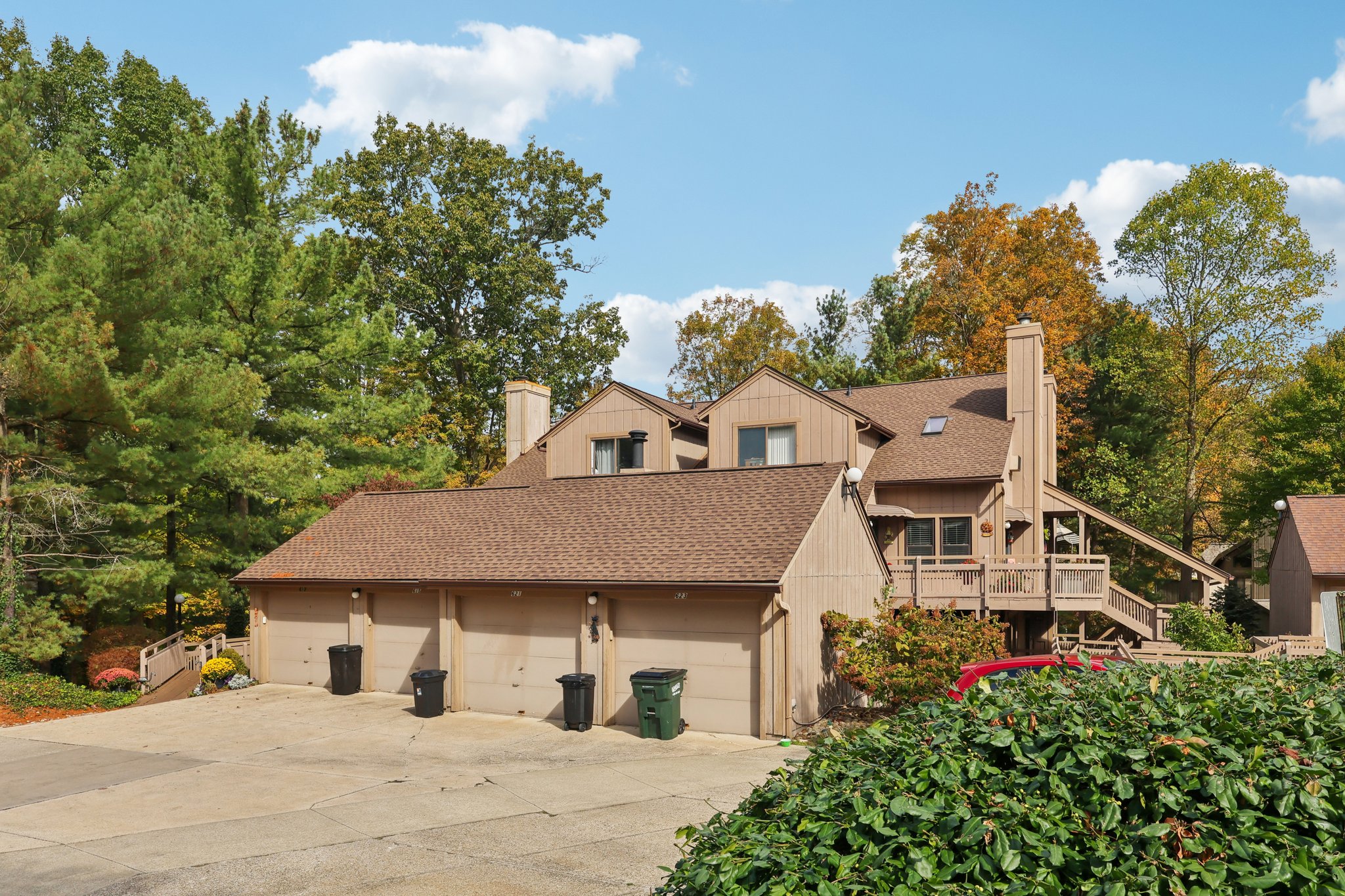 Meredith Ln-S1610-005.jpg