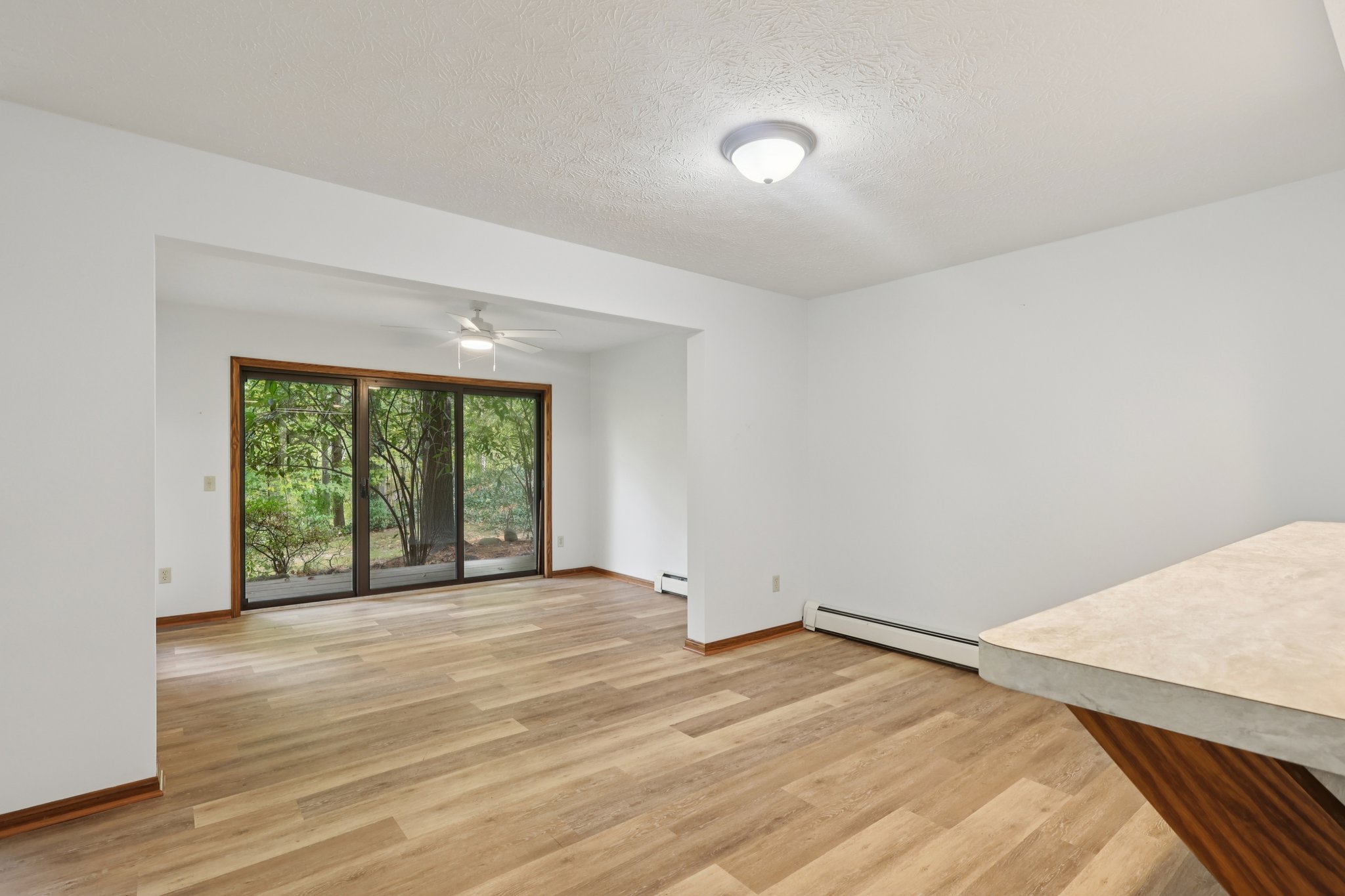 Meredith Ln-S1610-012.jpg