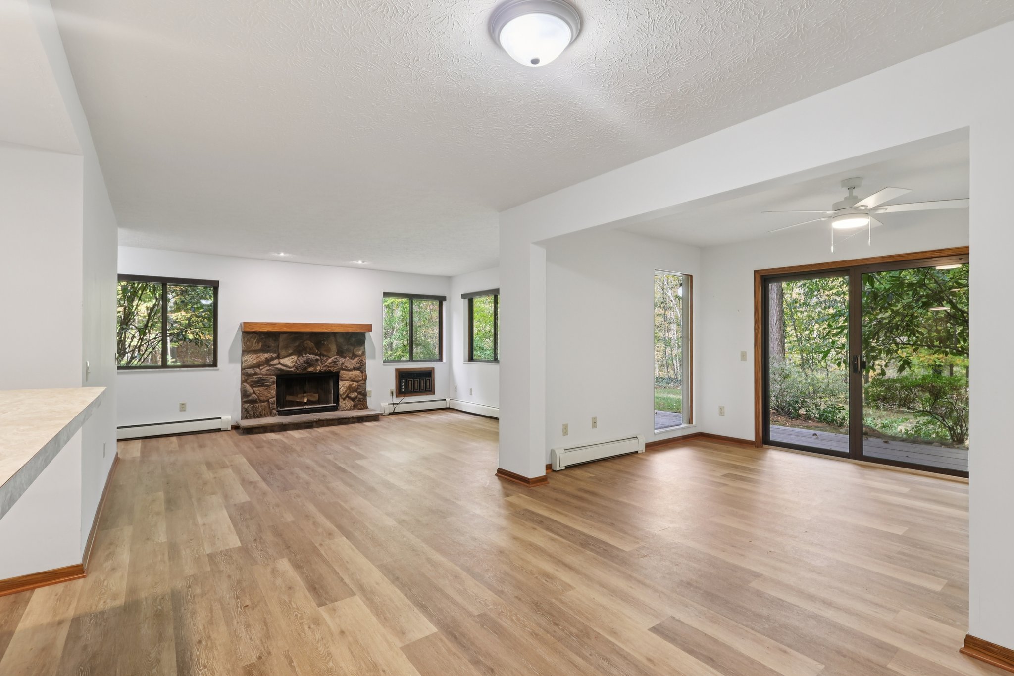 Meredith Ln-S1610-013.jpg