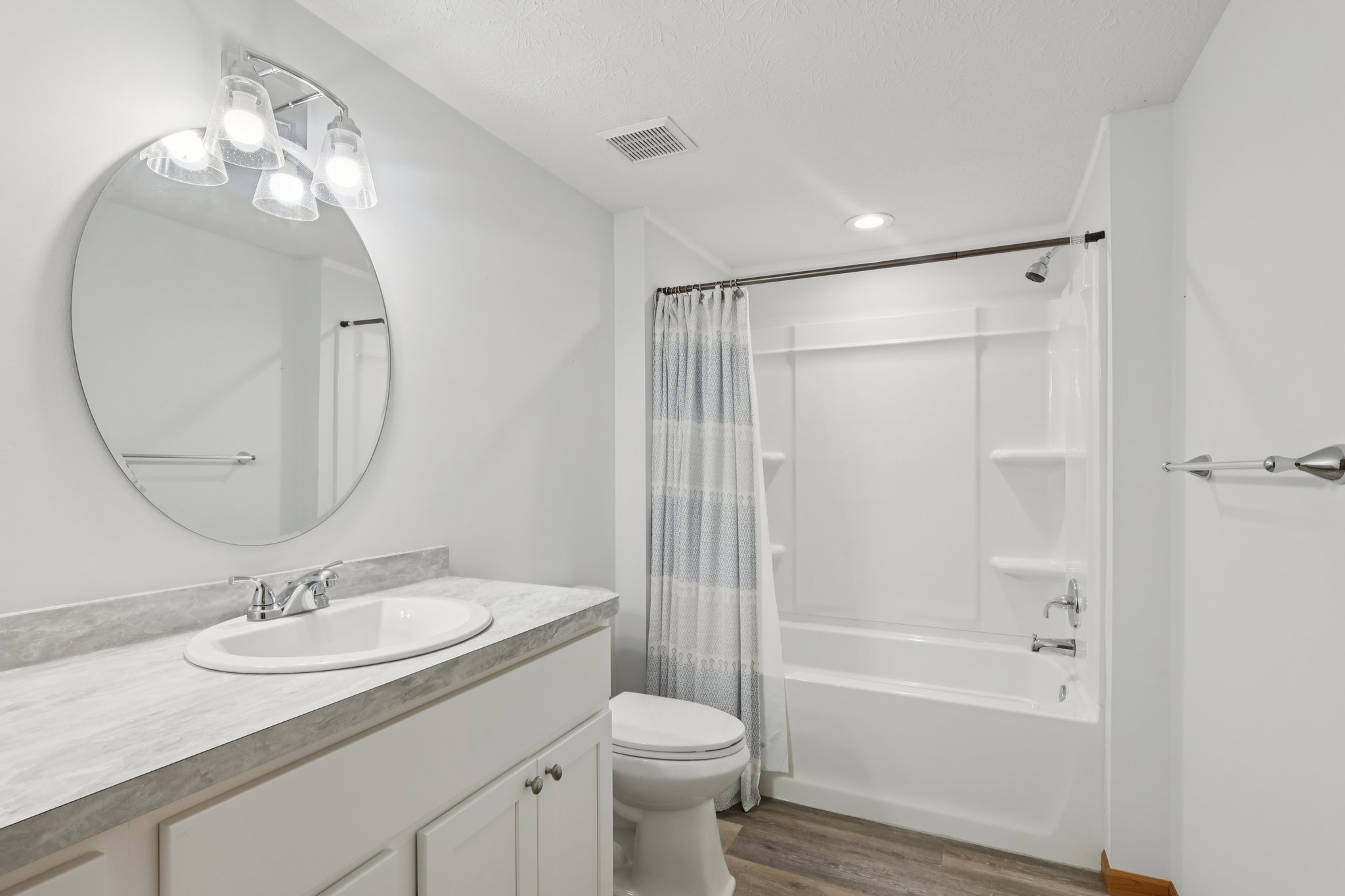 Meredith Ln-S1610-031.jpg