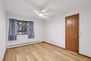 Meredith Ln-S1610-022.jpg