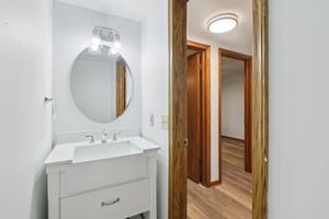 Meredith Ln-S1610-028.jpg