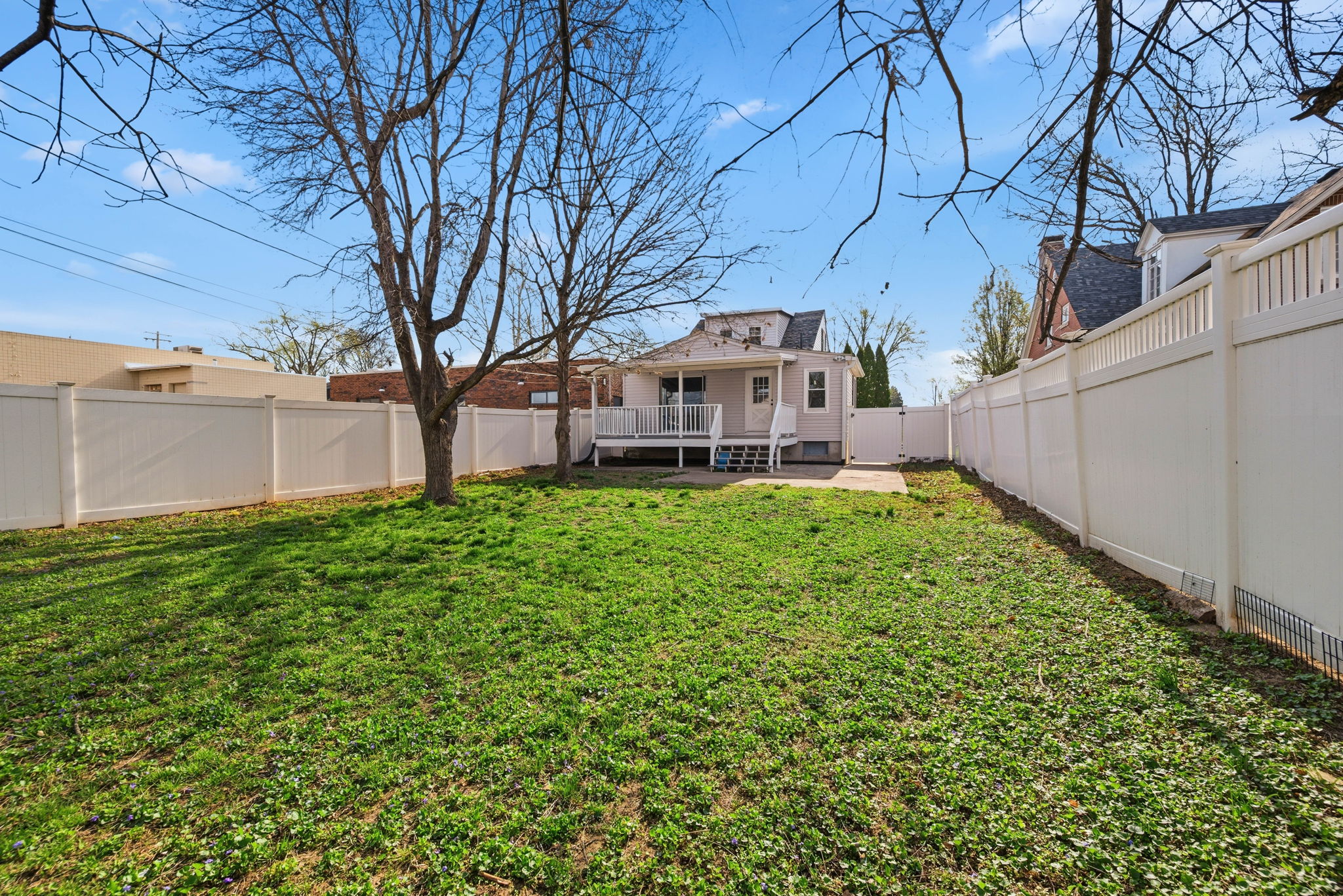 Gardens, playsets, puppy, pool?  It is a clean slate!
