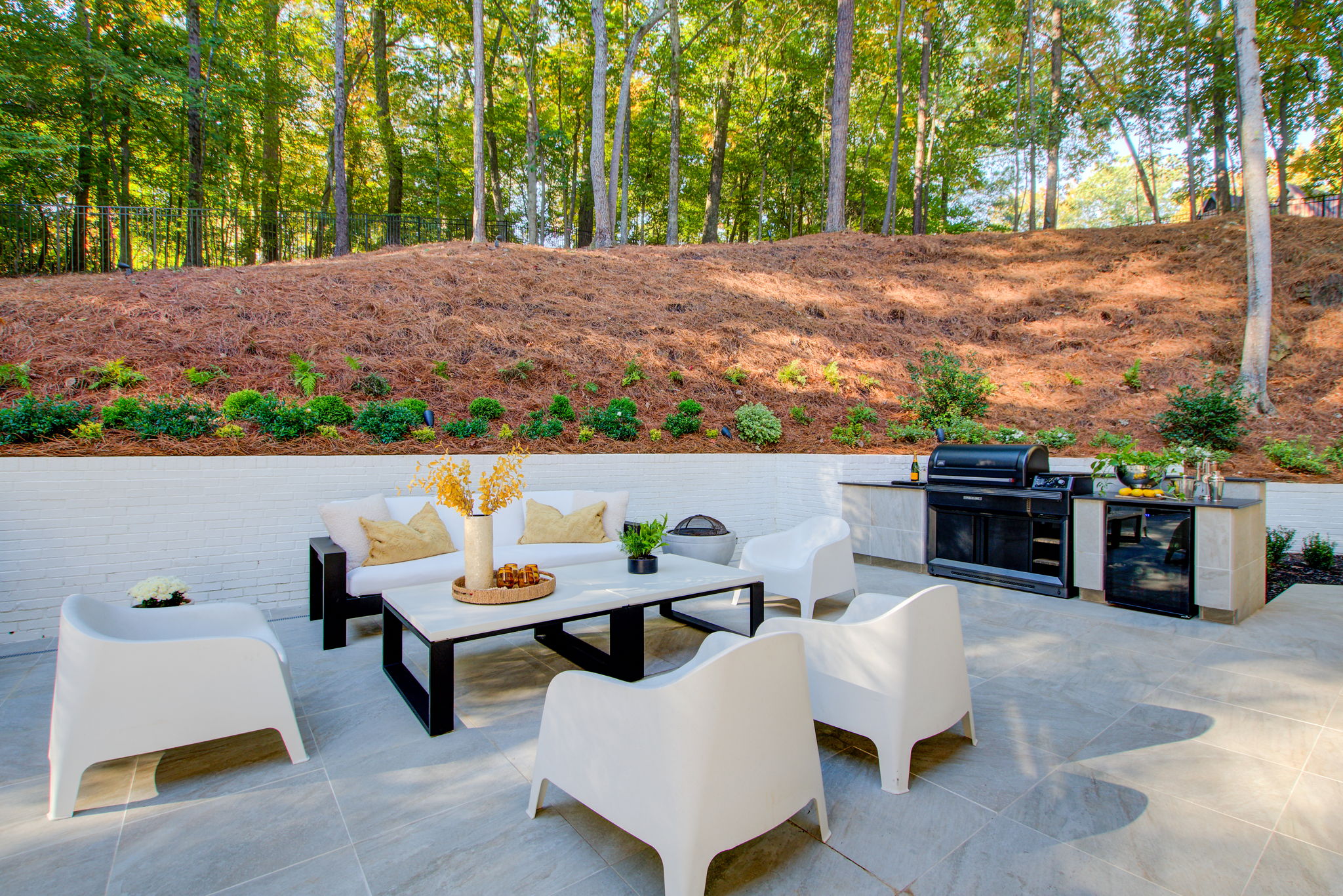 20 Exterior Patio Detail C